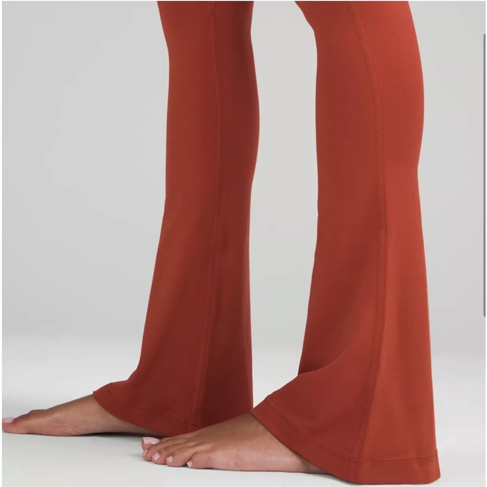 Lululemon || Align High-Rise Mini Flared Pant 32" || Cayenne || 0 || NWT || - Picture 3 of 4